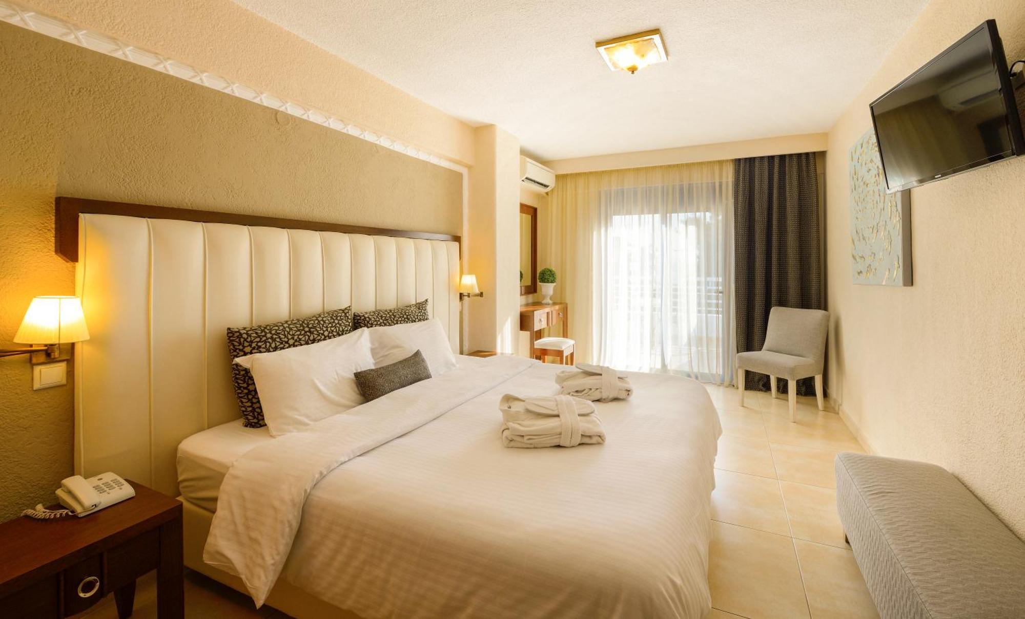 Secret Paradise Hotel & Spa (Adults Only) Halkidiki Dış mekan fotoğraf